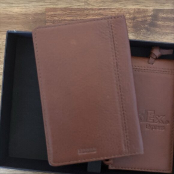 FedEx Express Leeman Genuine Leather Passport and Travel Luggage Tag Set NWT - Picture 8 of 13